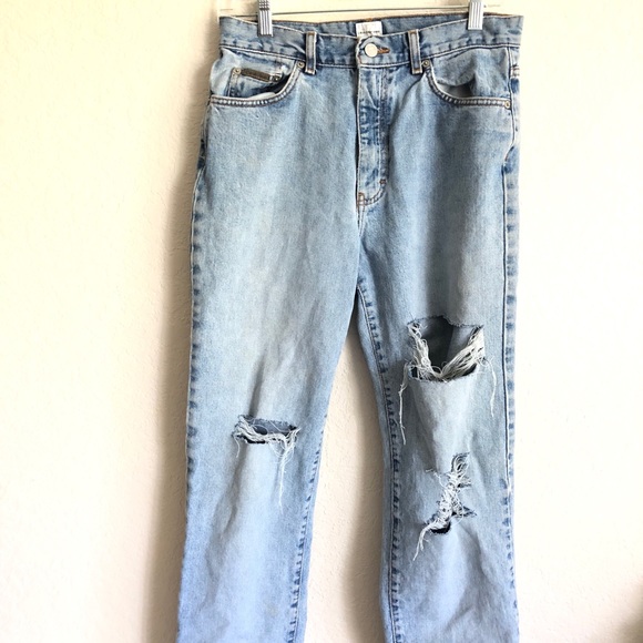 Calvin Klein Jeans Denim - Vintage Distressed/ripped high waisted jeans